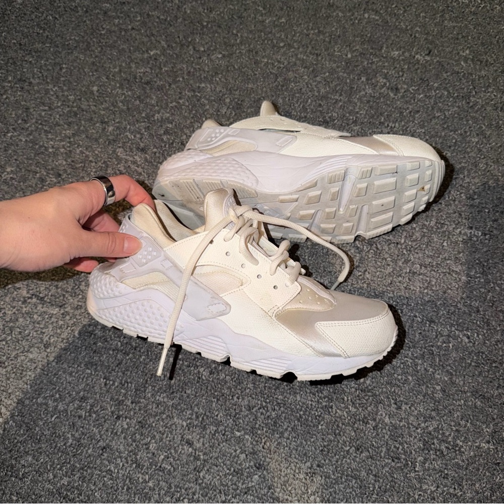 Huarache Nike Shoes- Women’s